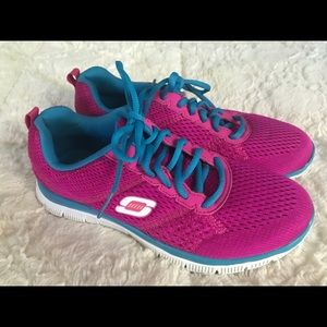 Sketchers Sketch-Knit Sneakers